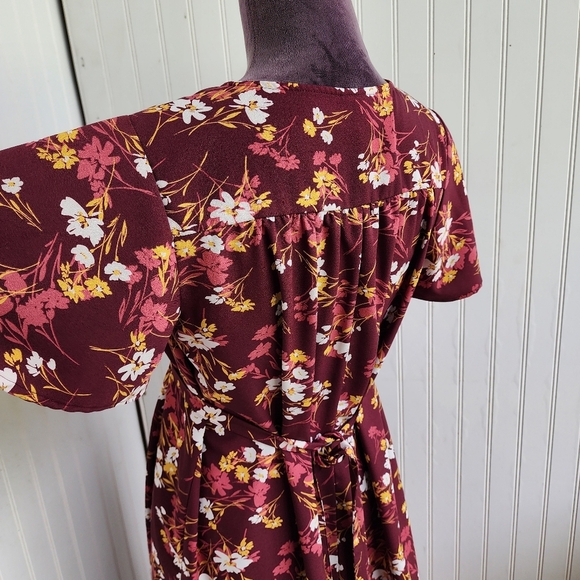 Maternity Short Flutter Sleeve Dress Isabel Maternity Maroon Floral Sz S - Picture 9 of 15
